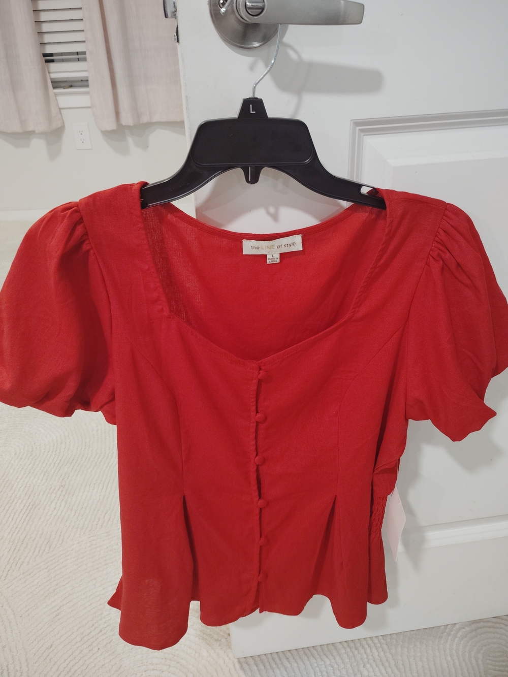 Women's Red Puff-Sleeve Button Down Blouse (Large)
